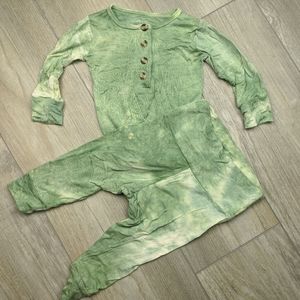 Lou Lou and company set 6-12 months